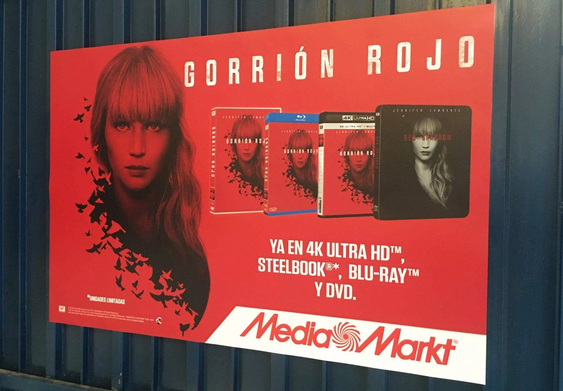 Cartelería en dibond montada en fachada de empresa Rotusil Arganda del Rey