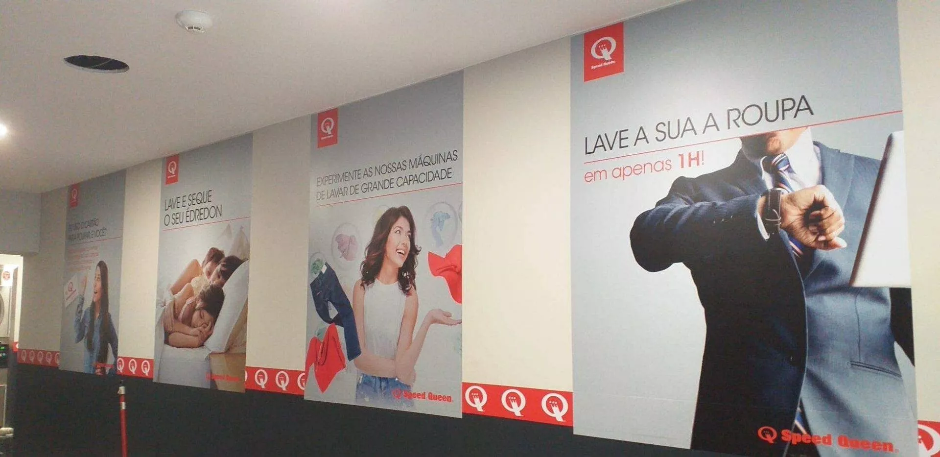 Cartelería de gran formato en PVC instalada en obra Rotusil Arganda del Rey