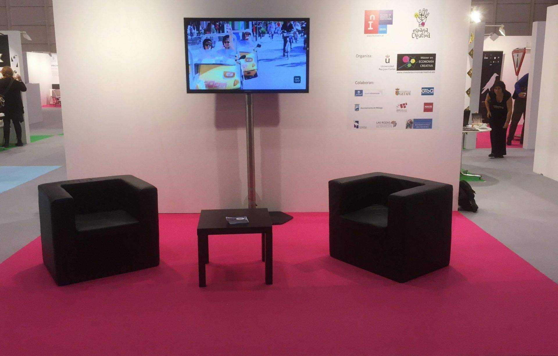 Decoración de stand para eventos con panel backlit y mostrador iluminado, Rotusil