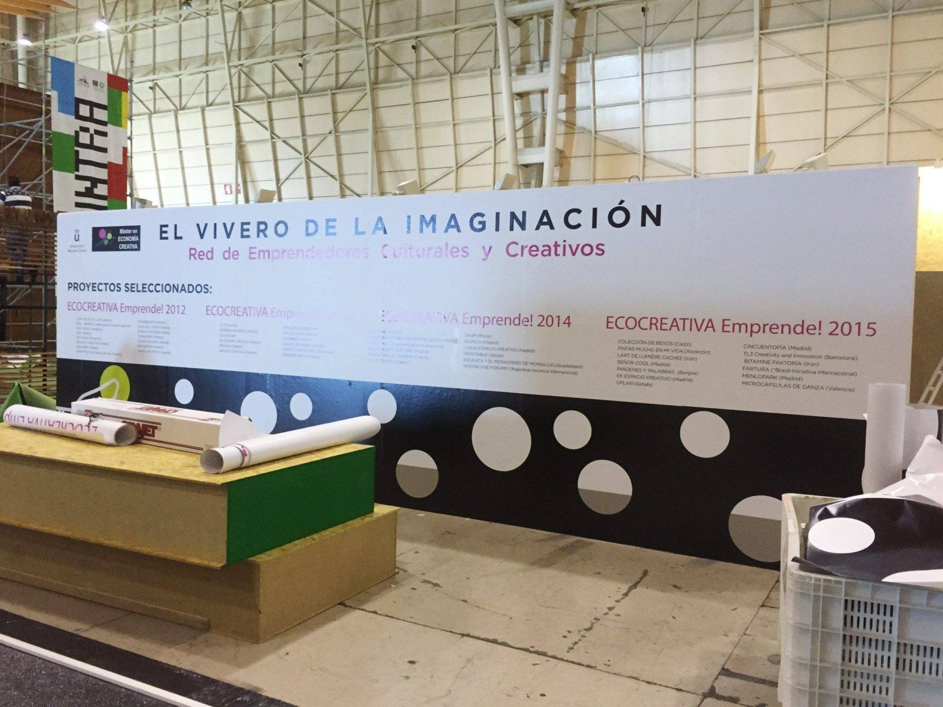 Stand para ferias con paneles de forex y vinilo corporativo, en toda España